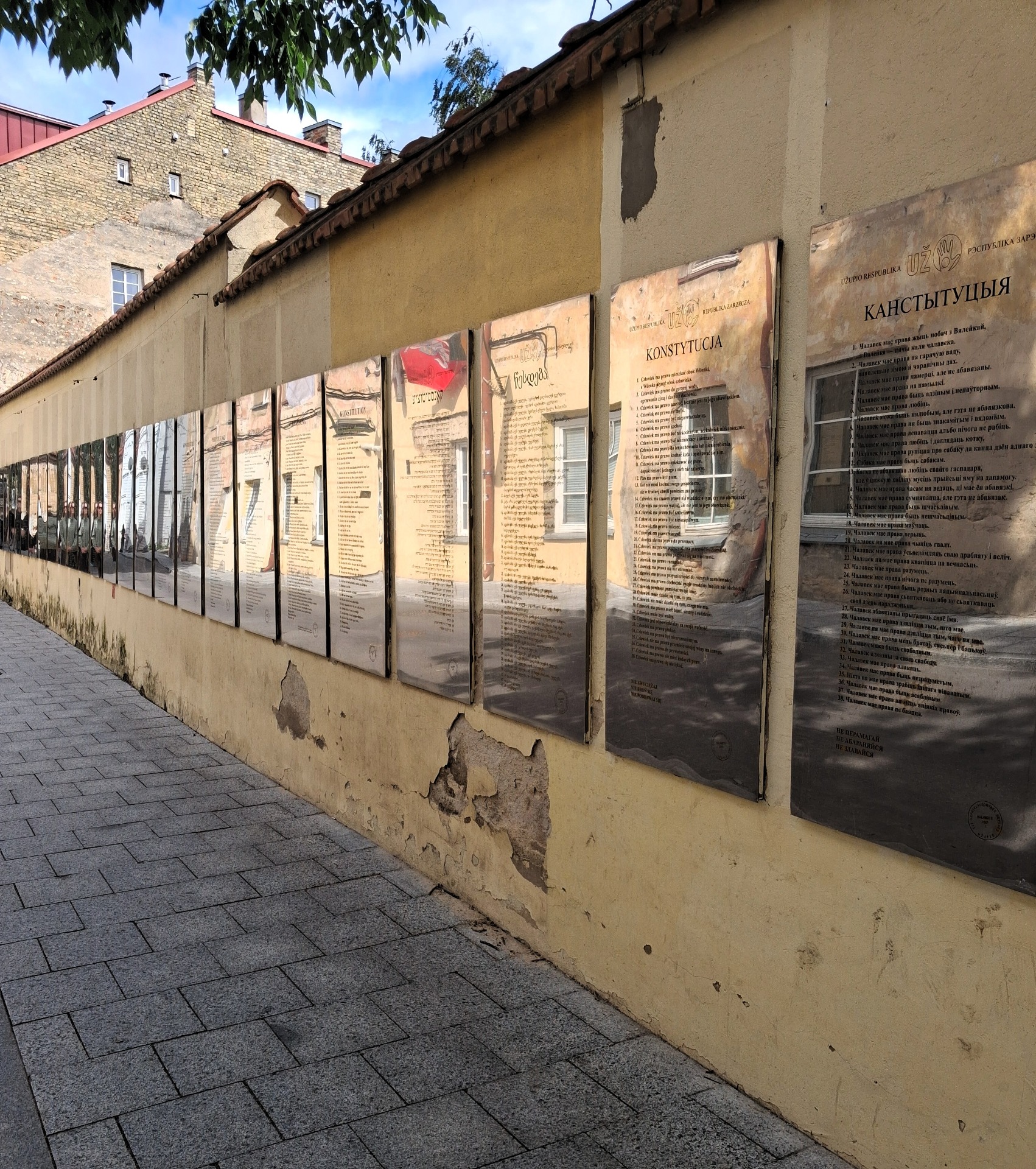 Vilnius-ústava Užupisu